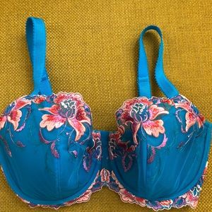Barely worn 34G Soma Bra